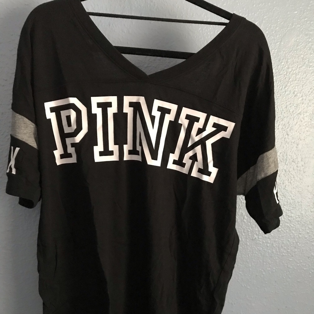 Victoria’s Secret PINK T-Shirt - Medium